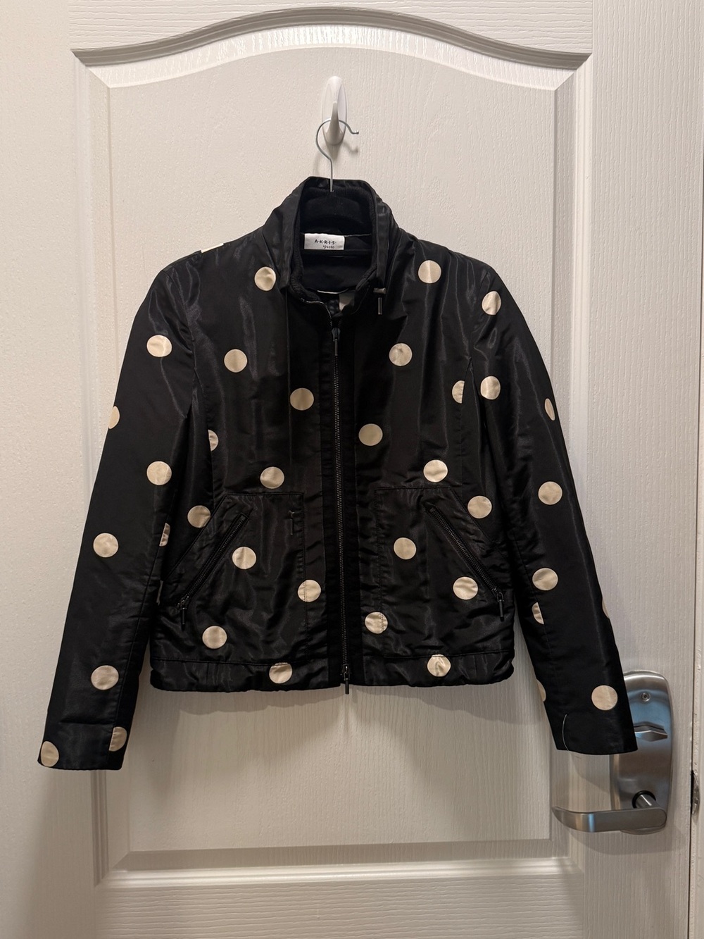 A-K-R-I-S- punto ANORAK Black Jacket with Cream Polka Dots Size 4 Preloved - Picture 2 of 5